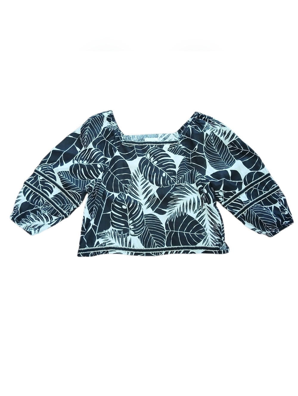 Cynthia Rowley 100% Linen Black And White Leaf Pattern Crop Top Blouse